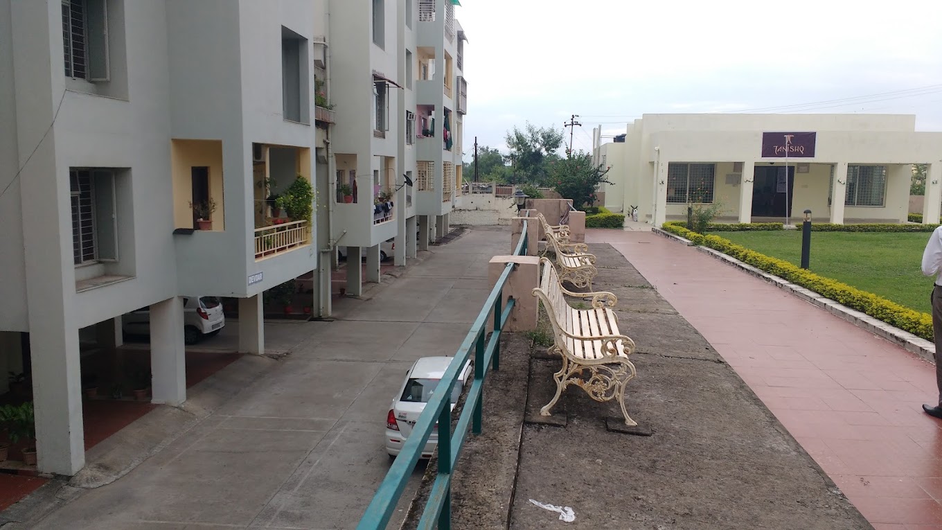 Properties in Bhopal Houses In Bhopal Resale Residential Property in Bhopal Flat for Sale in Bhopal Bhopal Real Etsate