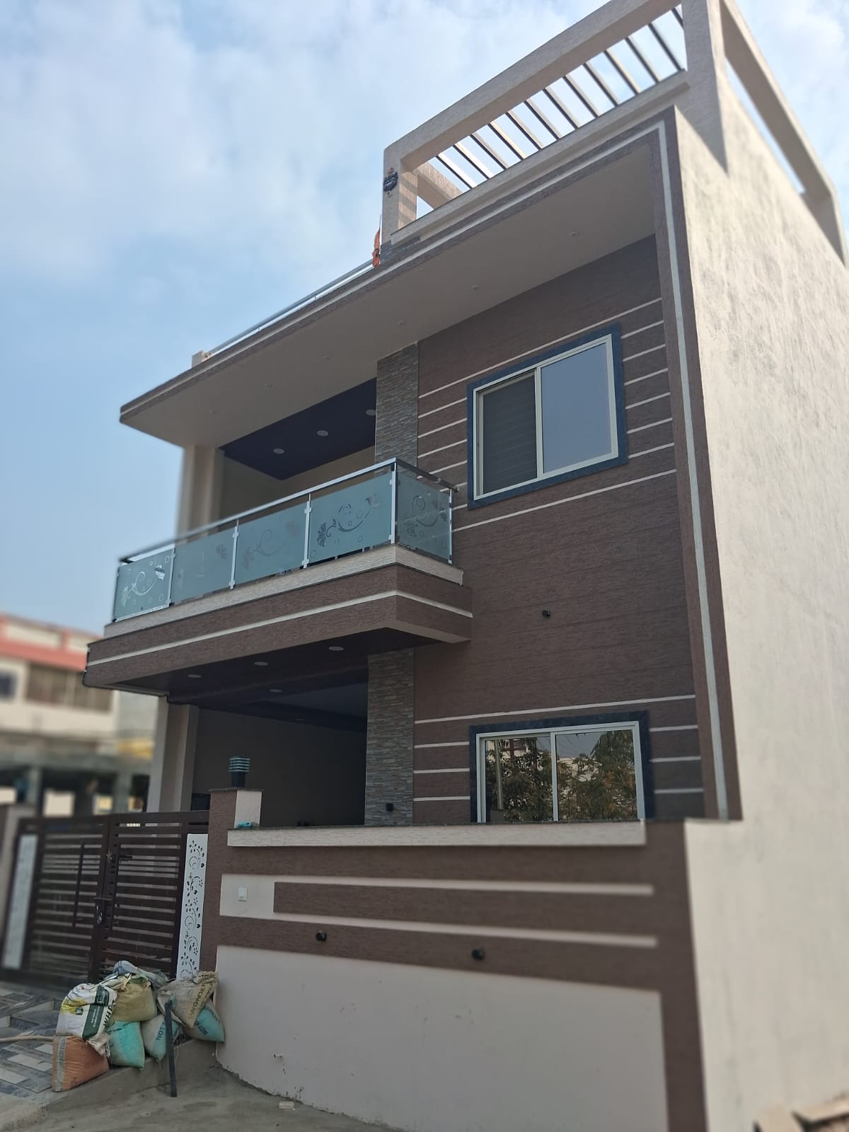 Buy Property in Bhopal Sell Property in Bhopal Property for sale in Bhopal House for Sale in Bhopal Buy a House in Bhopal Villa for Sale Bhopal Buy a Villa in Bhopal Properties in Bhopal Bhopal Properties